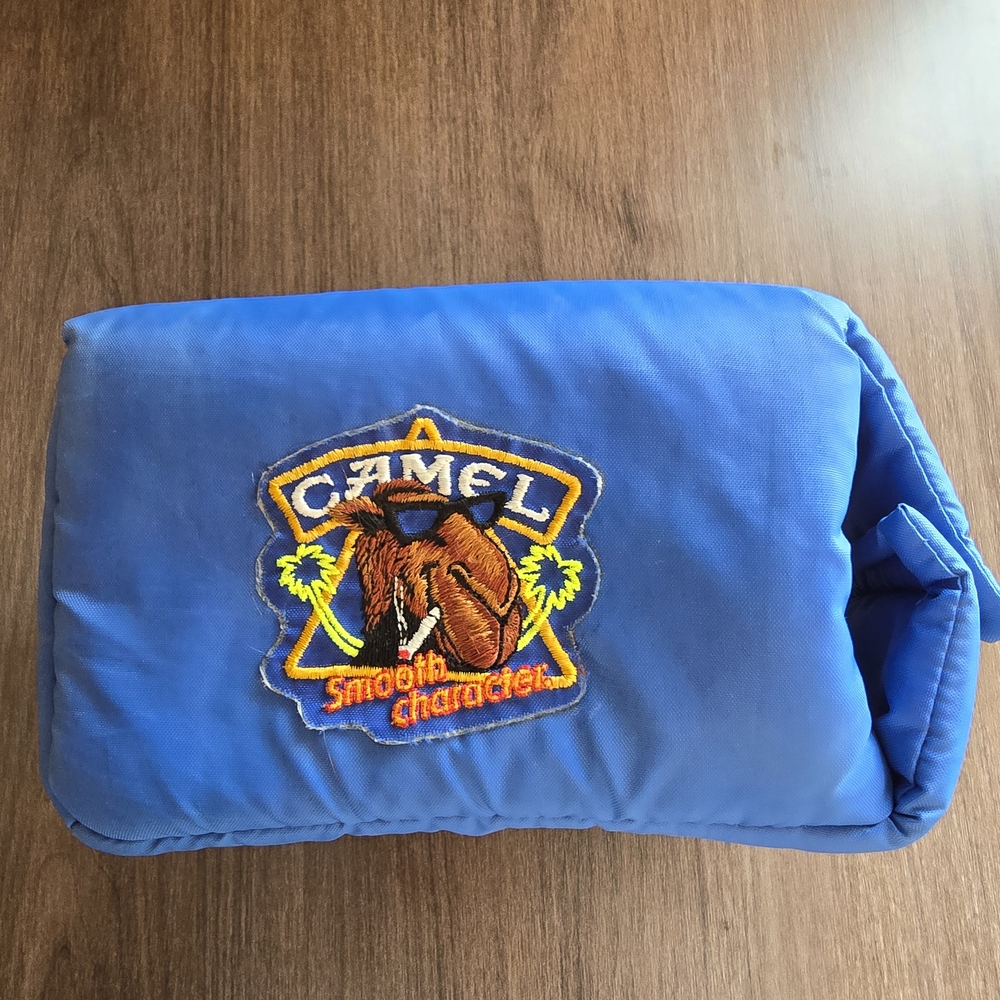 Vintage Blue Joe Camel 90's 6 Can Cooler - Picture 1 of 6